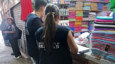 Control fiscal en feria minorista de Perico