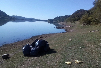 Se despleg&oacute; un mega operativo para limpiar el dique Los Alisos