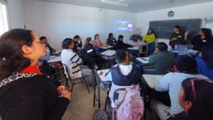 Redes de cuidado y contenci&oacute;n para docentes y estudiantes