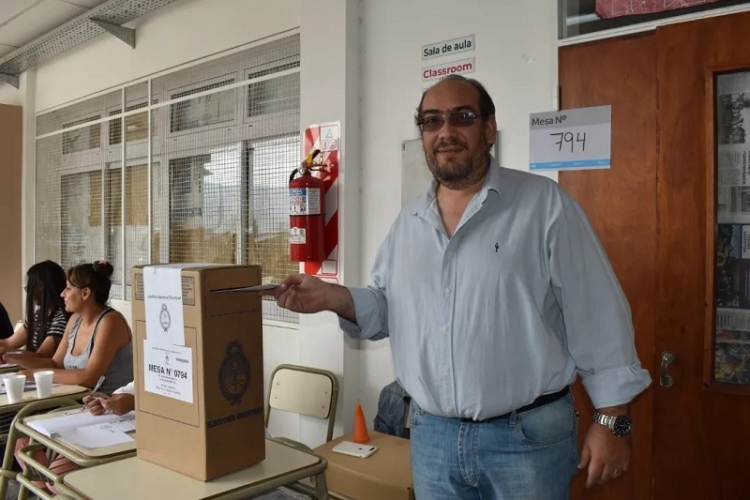 Rubén Eduardo Rivarola: “ Hoy votamos por nuestros derechos como argentinos”