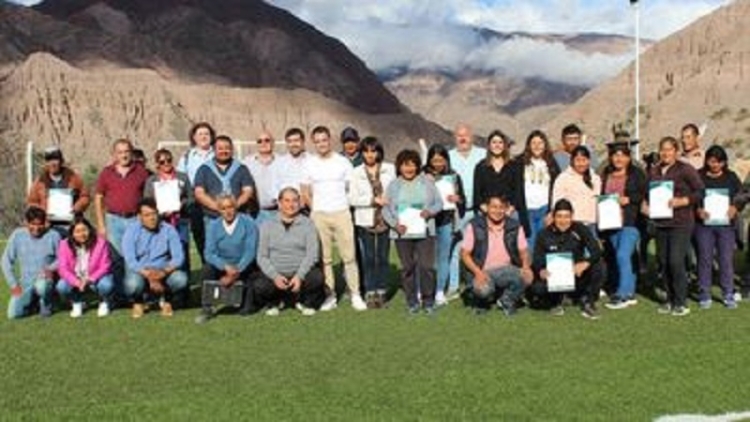 Purmamarca: constancias de lotes y terreno para uso social