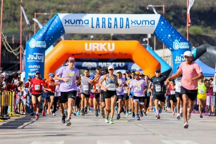 Primera carrera solidaria a beneficio del Hospital Materno Infantil
