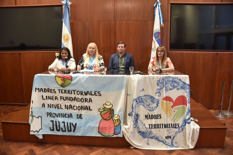 En la Legislatura se realiz&oacute; la presentaci&oacute;n del Congreso de Madres Territoriales