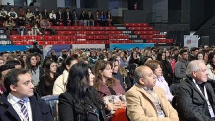 Participaci&oacute;n y apoyo del Ministerio de Desarrollo Humano en el CAEII