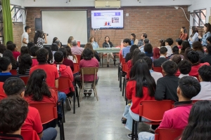 Integrantes del Concejo Deliberante Estudiantil participaron de una charla sobre miner&iacute;a