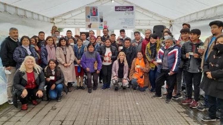Entregaron carnet a artesanos del Gran Jujuy