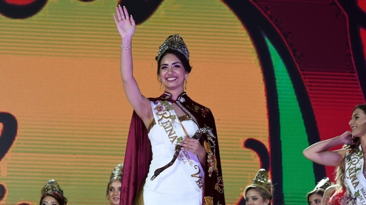 La Fiesta Nacional de la Vendimia volvi&oacute; a la presencialidad y eligi&oacute; a su reina