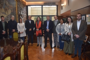 Ex diplom&aacute;tica de Venezuela disert&oacute; sobre Derechos Humanos y Democracia