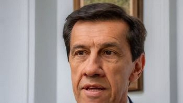 El Gobernador anunci&oacute; microcr&eacute;ditos del IVUJ para obras habitacionales