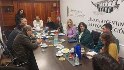 Ambiente y convencionales se reunieron con Colegio de T&eacute;cnicos y C&aacute;mara de la Construcci&oacute;n