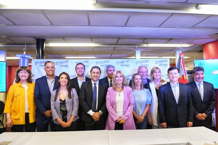 Haquim seguir&aacute; aportando al federalismo y la gobernabilidad desde el FOVIRA