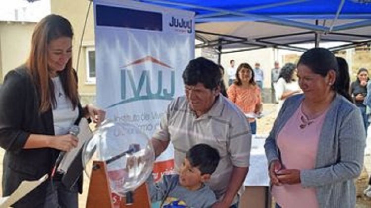 Visita de obra a nuevas viviendas en La Quiaca