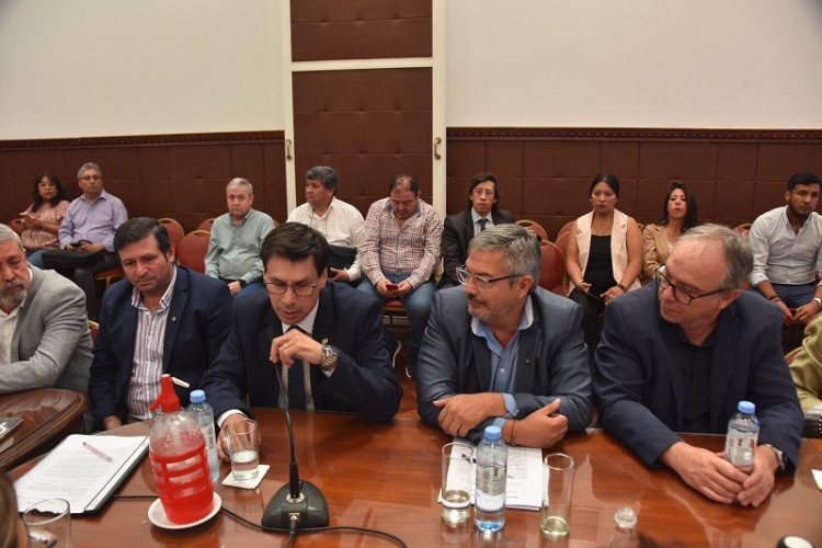 Los Ministros de Infraestructura y Hacienda explicaron el proyecto de ley que fomenta desarrollos urbanos