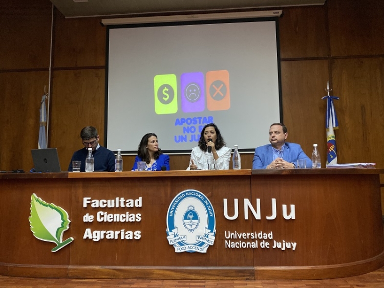Leila Chaher: &ldquo;Nuestros j&oacute;venes deber&iacute;an estar jugando en la cancha o en el club, en vez de estar encerrados en sus habitaciones apostando&rdquo;