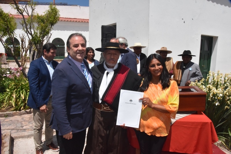 La Legislatura hizo entrega de piezas hist&oacute;ricas del Coronel &Aacute;lvarez Prado al Museo Soto Avenda&ntilde;o