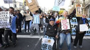 Los jubilados hicieron una nueva marcha en el Congreso