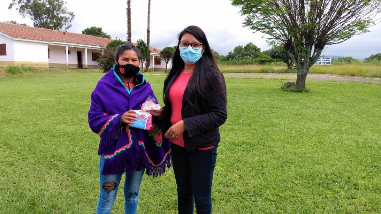 D&iacute;a del Artesano: mujeres ind&iacute;genas intercambiaron saberes