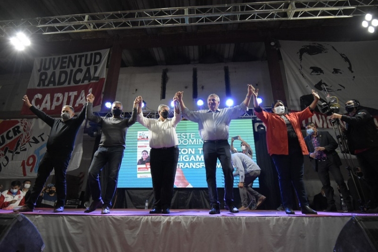 Con m&iacute;stica y la fuerza de la militancia Cambia Jujuy cerr&oacute; su campa&ntilde;a en capital