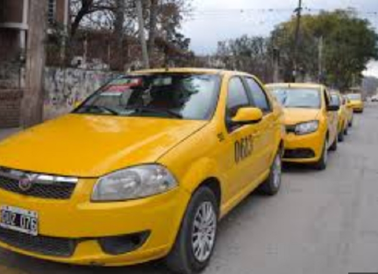Entran en vigencia nuevas tarifas para el transporte alternativo de pasajeros