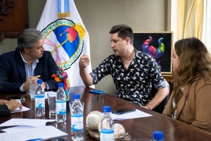 F&eacute;lix Gonz&aacute;lez expuso una parte de su muestra Realidad Aumentada: Carnaval