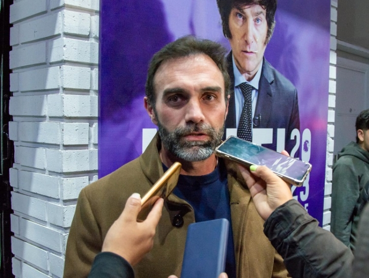 Triunfo arrollador de Ezequiel Atauche en la categor&iacute;a de Senadores