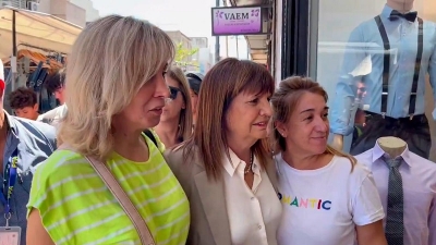 El Gobierno critic&oacute; el paro y advirti&oacute; que "no ceder&aacute;" ante los reclamos gremiales