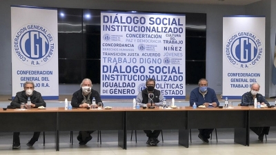 La CGT impulsa ampliar la participaci&oacute;n femenina al 50%