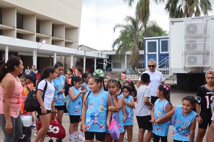 Palpal&aacute; y Monterrico se unieron en un fraternal encuentro deportivo