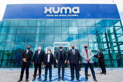 Xuma . Morales inaugur&oacute; la primera planta estatal embotelladora de agua de mesa