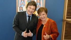 El FMI confirm&oacute; que eval&uacute;a un nuevo acuerdo con Argentina