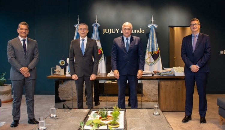 El Gobernador Morales recibi&oacute; al gerente de Gasnor y a los grupos propietarios
