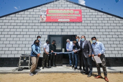 Morales inaugur&oacute; el mercado de Puesto del Marqu&eacute;s y entreg&oacute; maquinaria para El C&oacute;ndor