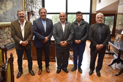 Alberto Bernis recibi&oacute; al c&oacute;nsul de la Rep&uacute;blica de Paraguay