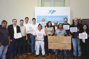 Chaher y Snopek se reunieron con dirigentes sociales perseguidos por manifestarse en contra de la reforma constitucional