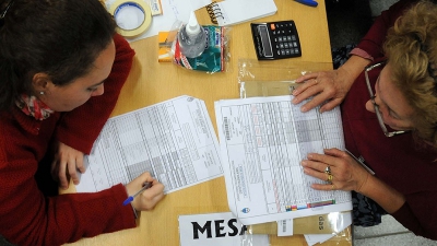 Gobernadores del PJ buscan saldar la discusi&oacute;n por las PASO