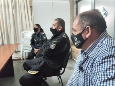 Reforzamos los controles de seguridad y hacemos cumplir las restricciones para el cuidado de toda la comunidad