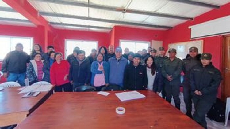 Coordinaci&oacute;n de acciones para prevenir la caza furtiva de vicu&ntilde;as en la Puna