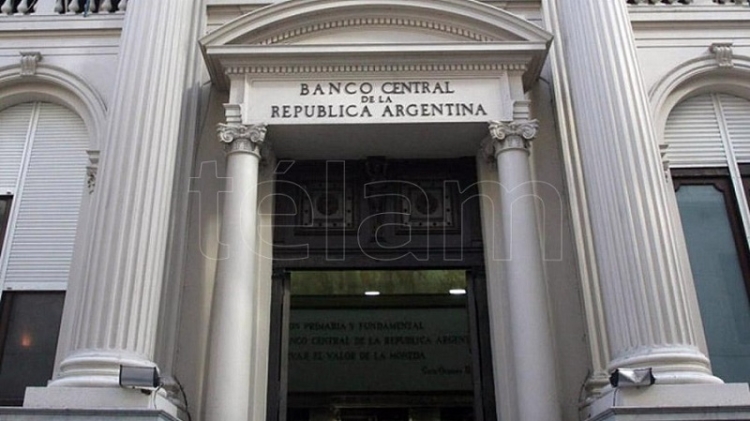 El Banco Central prohibi&oacute; la financiaci&oacute;n en cuotas de productos o servicios comprados del exterior