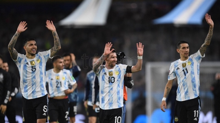 Jaime Perczyk: &ldquo;Hay que transmitir los partidos del Mundial en las escuelas&rdquo;