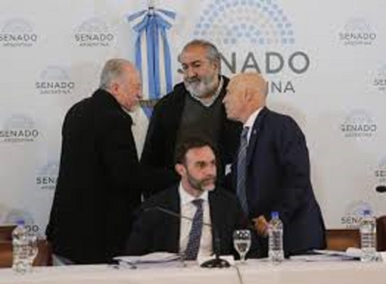 Atauche cruz&oacute; a Daer por los paros y el accionar de la CGT: "&iquest;D&oacute;nde estaban escondidos?"