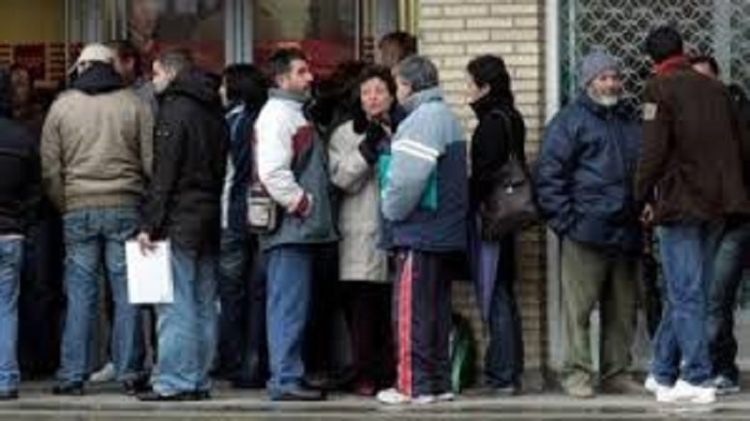 La desocupaci&oacute;n creci&oacute; al 7,7% tras el impacto de la devaluaci&oacute;n y recesi&oacute;n