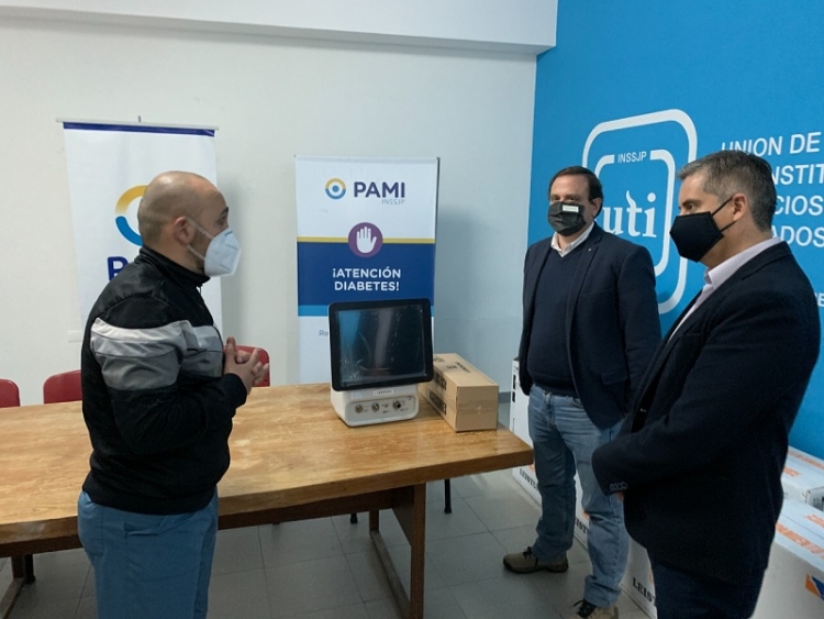 PAMI entrega 16 respiradores a cl&iacute;nicas privadas de Jujuy