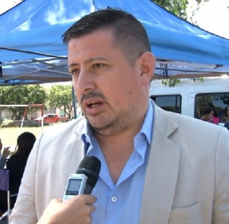 "Parece que nunca en la vida la diputada Cejas fue a vacunarse"