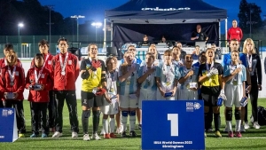 &iexcl;Muchachas! Las Murci&eacute;lagas vuelven al pa&iacute;s como las primeras campeonas de la historia