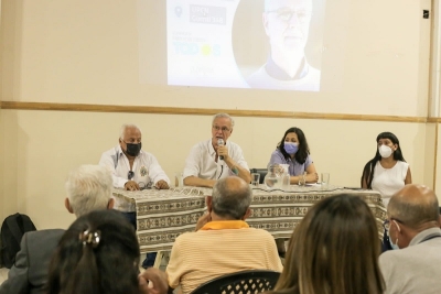 Daniel Goll&aacute;n y Leila Chaher convocaron a los juje&ntilde;os a discutir un sistema de salud para todos y todas