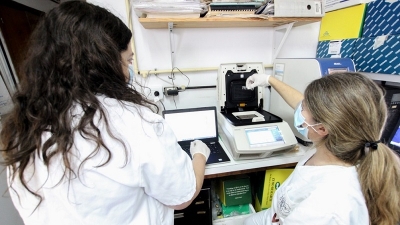 Ascienden a 878 los fallecidos y a 34.159 los infectados por coronavirus en el pa&iacute;s