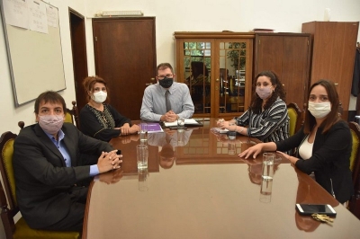 Reuni&oacute;n en la legislatura por la Ley Micaela