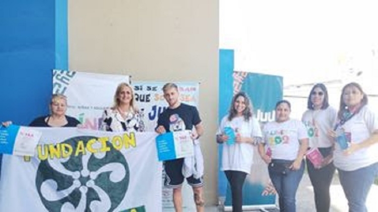 12 de Junio: Gimnasia y Esgrima se sum&oacute; a la Campa&ntilde;a contra la Explotaci&oacute;n Laboral Infantil