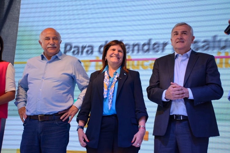 &ldquo;Somos el &uacute;nico cambio posible y no un salto al vac&iacute;o&rdquo;, asegur&oacute; Morales