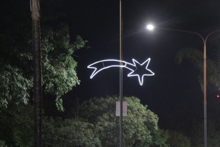 Palpal&aacute;: trabajos de ornamentaci&oacute;n y embellecimiento por las fiestas de fin de a&ntilde;o